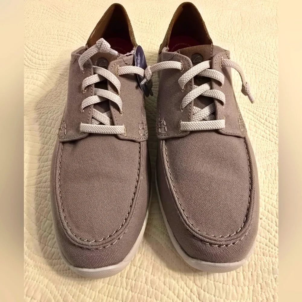 NIB Clarks Men's Gray Gorwin Lace Casual Shoes